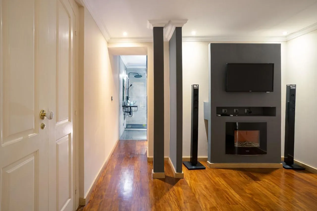 Charming Apt In Historic House Coimbra