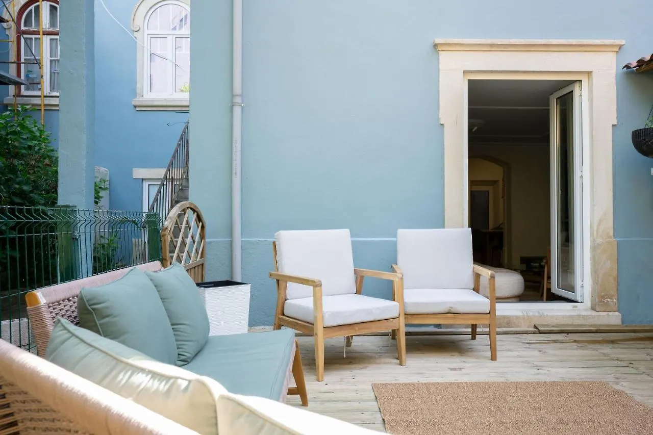 Daire Charming Apt In Historic House Coimbra