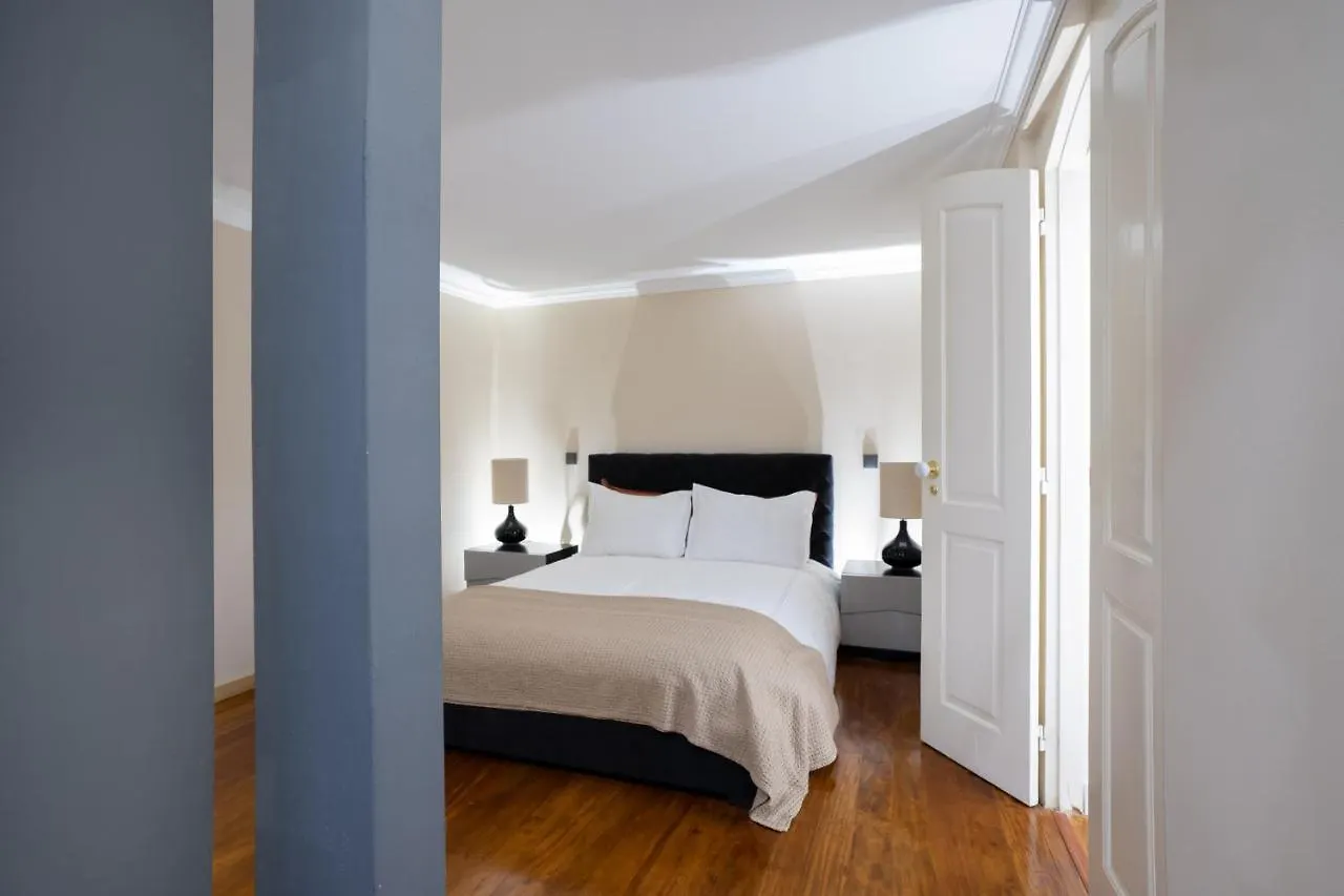 Charming Apt In Historic House Coimbra Daire